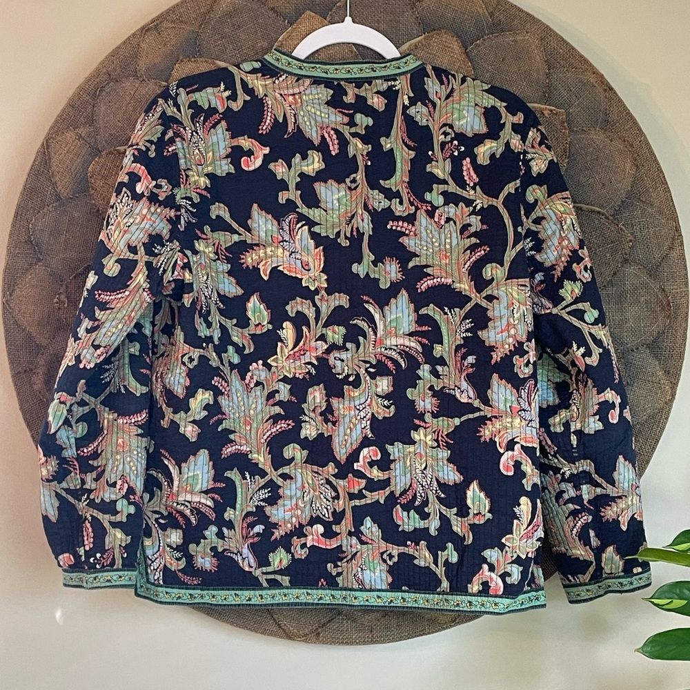 Lightweight Quilted Reversible Jacket - image 6